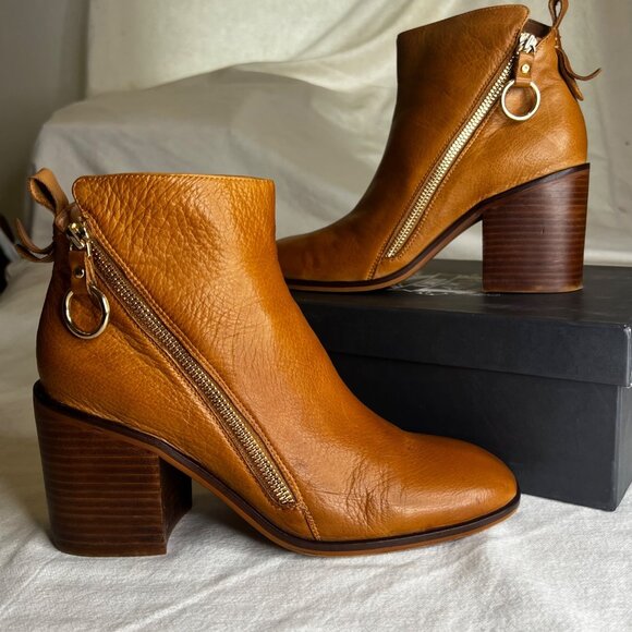 Anthropologie Silent D Dania Size 8 Side Zip Ankle Boot Honey Tan Leather Chunky - Picture 1 of 16